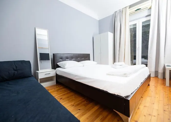 Egnatia Spacious 3 Bd In *