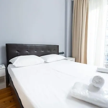 Egnatia Spacious 3 Bd In