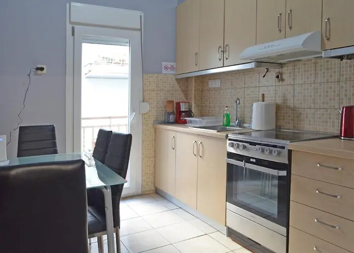 Egnatia Spacious 3 Bd In Thessaloníki