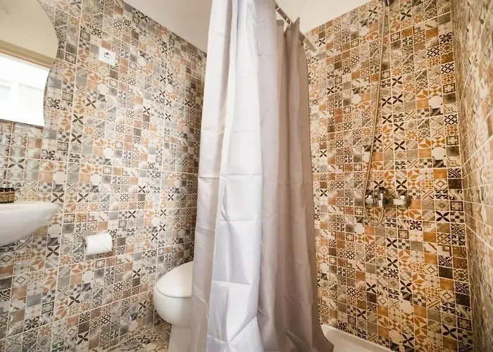 Egnatia Spacious 3 Bd In Lejlighed *
