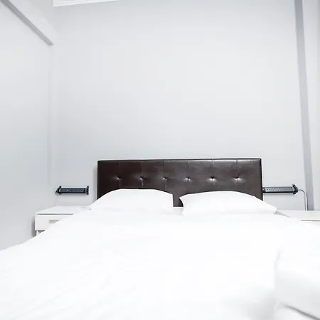 Egnatia Spacious 3 Bd In شقة *
