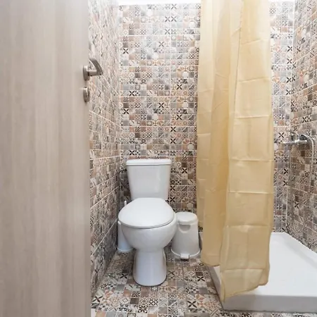 Egnatia Spacious 3 Bd In شقة *