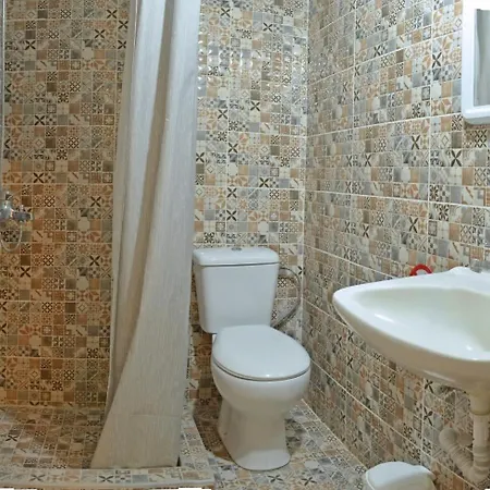 شقة Egnatia Spacious 3 Bd In