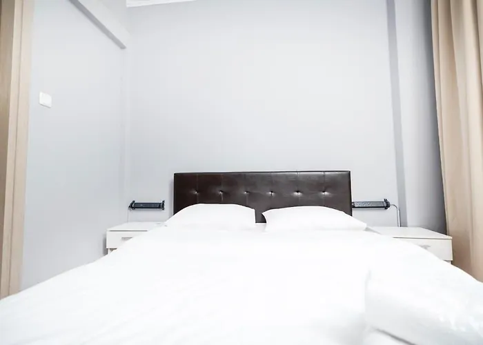 Egnatia Spacious 3 Bd In Appartement *