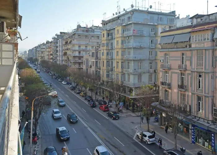 Egnatia Spacious 3 Bd In